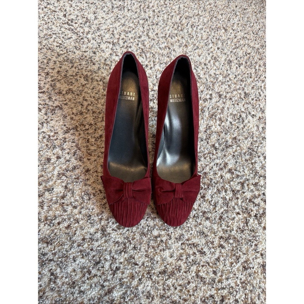 STUART WEITZMAN Suede Pumps with Flower Bow  Burgundy Sz 10aM 4.5" Heel